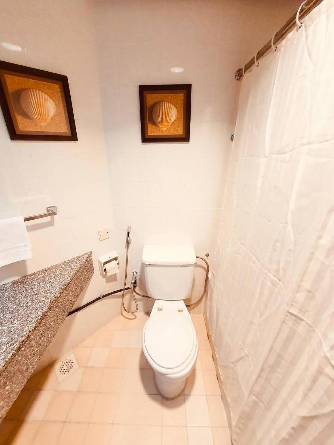 Romantic Couple Suite + Beach-Front Balcony Tanjung Bungah  Εξωτερικό φωτογραφία