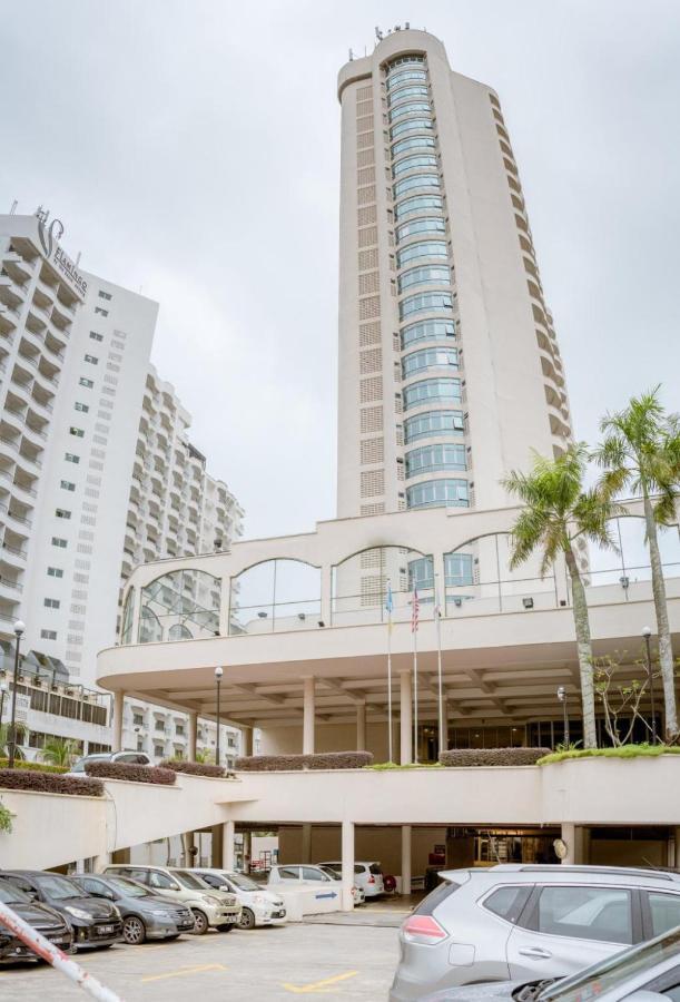 Romantic Couple Suite + Beach-Front Balcony Tanjung Bungah  Εξωτερικό φωτογραφία