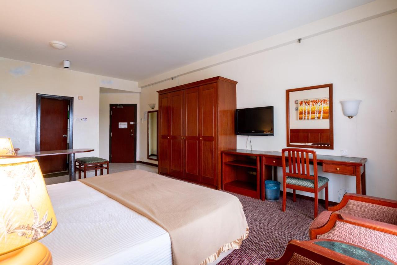 Romantic Couple Suite + Beach-Front Balcony Tanjung Bungah  Εξωτερικό φωτογραφία