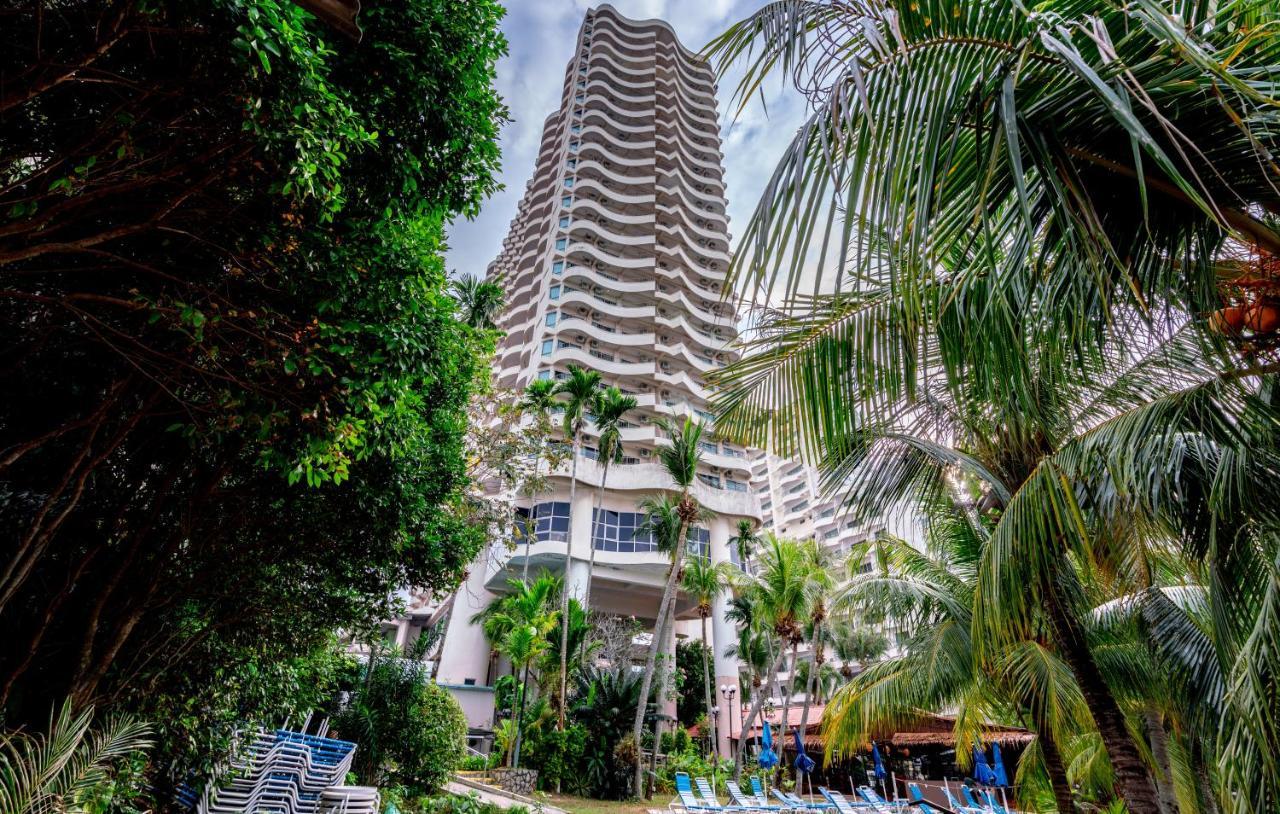 Romantic Couple Suite + Beach-Front Balcony Tanjung Bungah  Εξωτερικό φωτογραφία