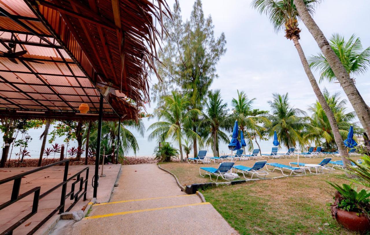 Romantic Couple Suite + Beach-Front Balcony Tanjung Bungah  Εξωτερικό φωτογραφία