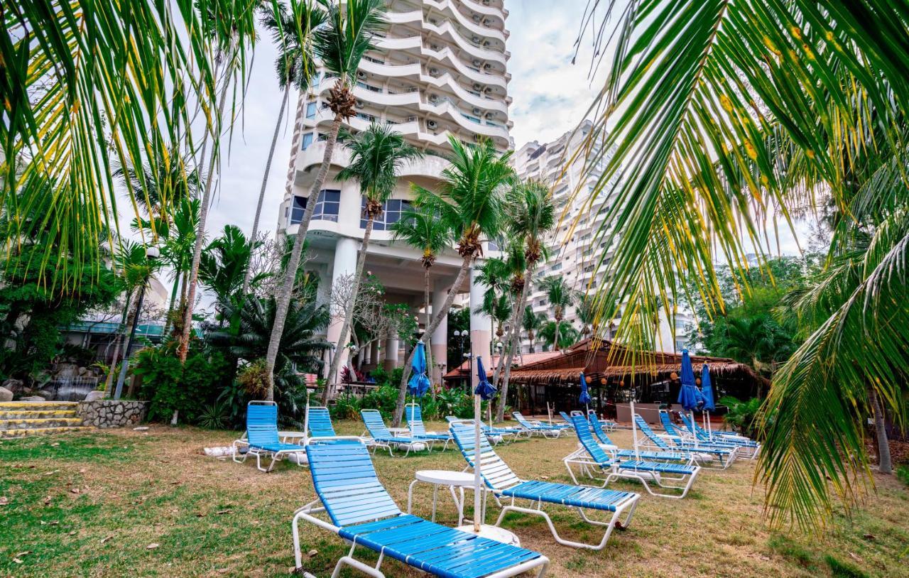 Romantic Couple Suite + Beach-Front Balcony Tanjung Bungah  Εξωτερικό φωτογραφία